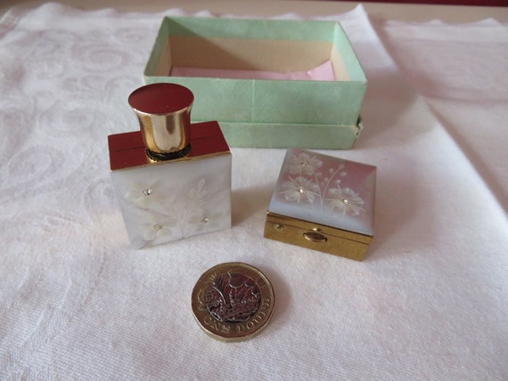Vintage Gold Tone Pill Box and Perfume Bottle Set… - image 2