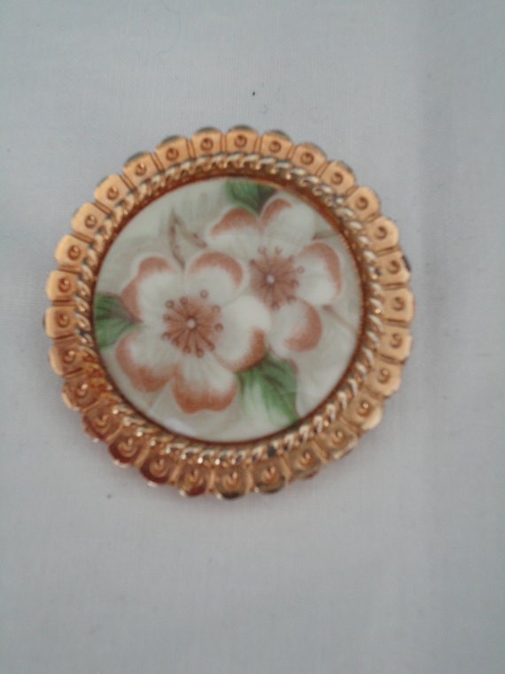 Vintage Goldtone and Lucite Flower Picture Scarf … - image 1