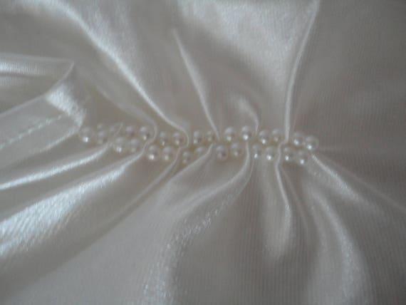 Vintage Ivory Stretch Nylon Over Elbow Length Glo… - image 5