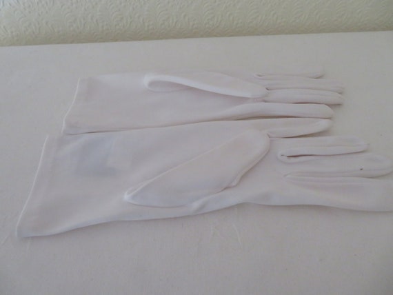 Vintage White Stretch Nylon Over Wrist Gloves by … - image 6