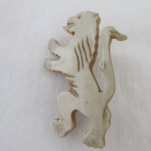 Vintage Hand Carved Horn Brooch/Pin - Rampant Lion - 1970's - Scottish/Heraldry/Heraldic