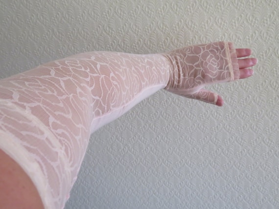 Vintage Pale/Baby Pink Flower Lace & Plain Nylon O