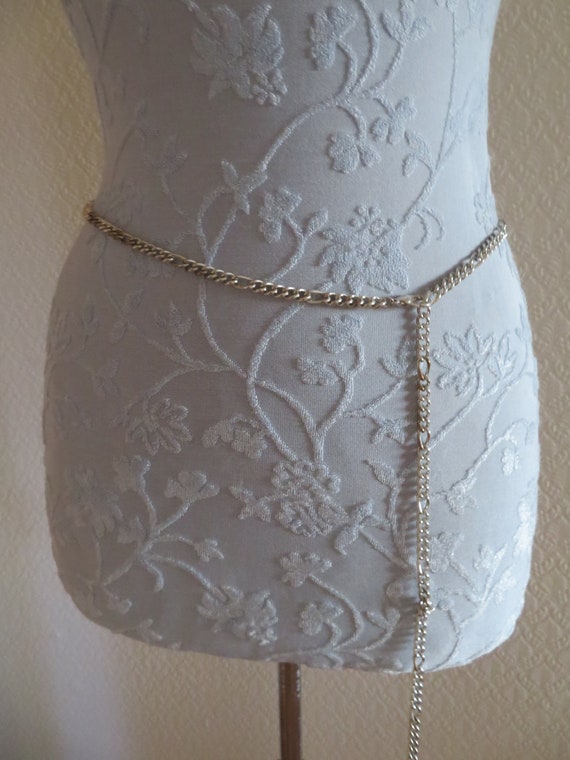 Vintage Silver Tone Figaro Chain Link Belt with D… - image 1