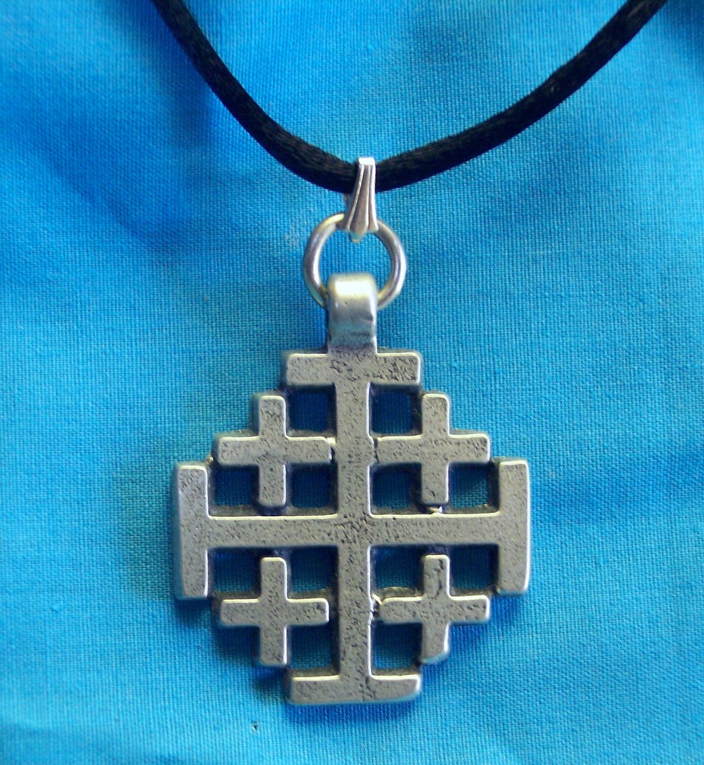 Kairos cross necklace online