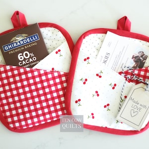 Hot Pad Pattern, Folded Pockets, Two Pockets, Christmas DIY Gifts, PDF Pattern, Red Gingham and Cherries