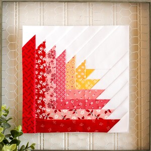 Lilly Log Cabin, mönster för lapptäcke, FPP, tulpan, blomma, quiltblock, PDF-nedladdning, flera storlekar, liten 7,5 cm, 20 cm bild 6