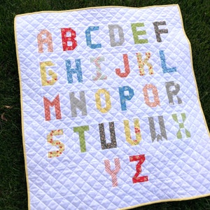 Alphabet Baby Quilt Pattern, PDF, Scrappy Quilt, Beginner, Easy, Modern Nursery Quilt Patterns, ABC, Gender Neutral Pattern