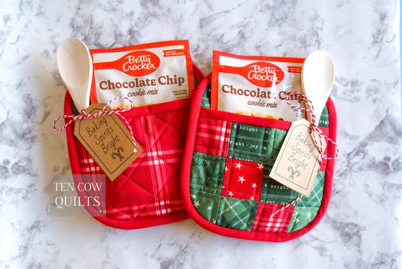 Quilted Potholder Pattern, Gift Idea, PDF File, DIY Handmade, Baking, Christmas, Holiday, Hot Pad, Easy, Tutorial, Sewing, Bonus Gift Tag
