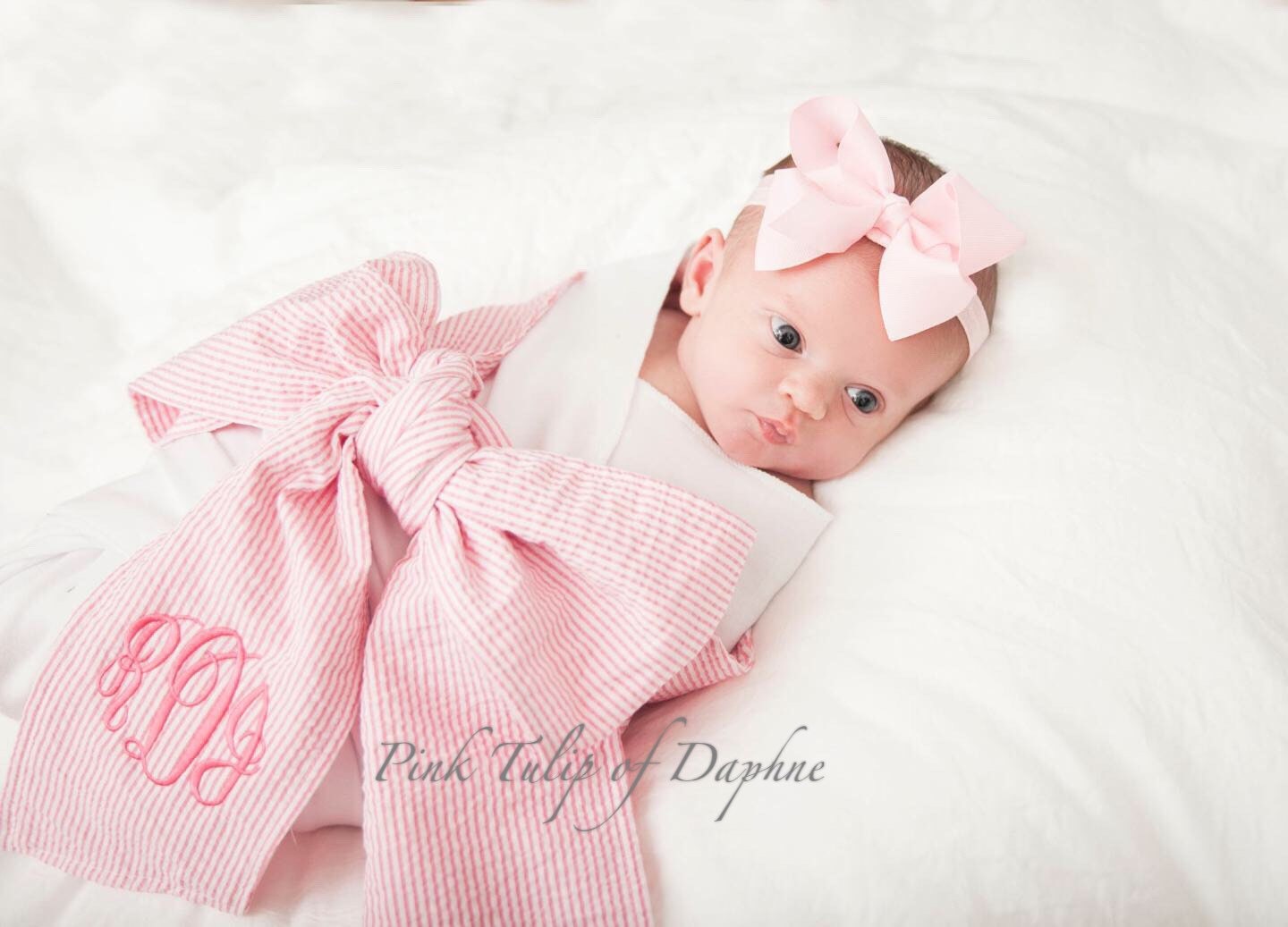 baby swaddle and bow
