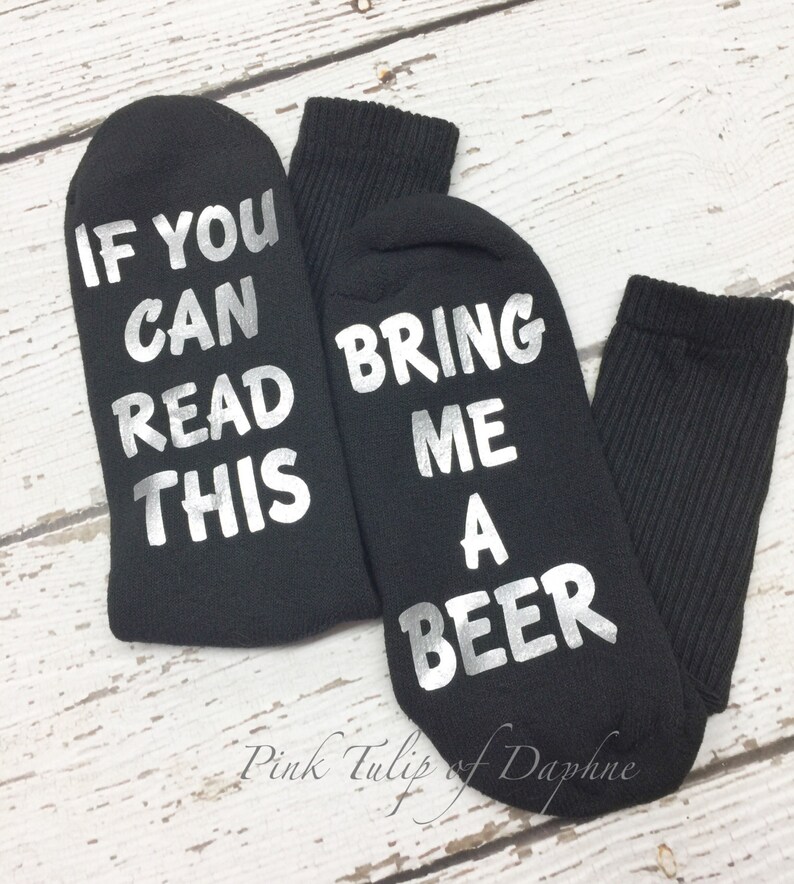 2 Paia If You Can Read This Bring Me A Glass Of Wine Beer Calzini Di Cotone Uomini Calze Donna Per Compleanno Inaugurazione Natale Capodanno Regalo