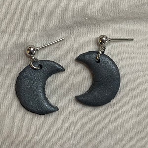 Moon Earring