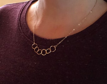 Interlocking circle necklace infinity necklace eternity circle necklace milestone birthday gift siblings necklace gold family necklace