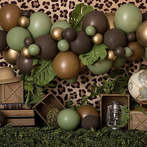 Jungle Safari Printed Photography Backdrop - Wild One Background - Animal Backdrops - Cake Smash Background - 1st Birthday Backdrop Leopard