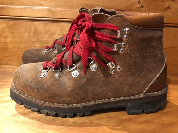 vintage dunham hiking boots