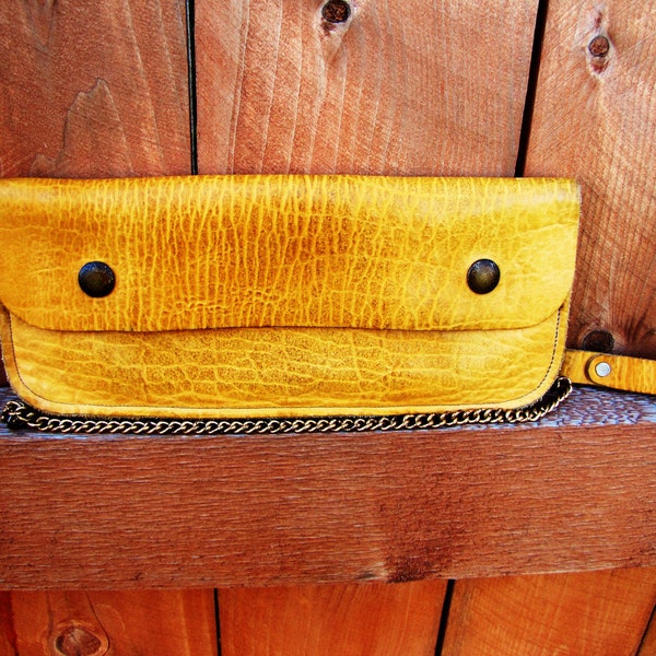 vintage leather mustard yellow truckers wallet with chain. motorcycle wallet. money bag. clutch