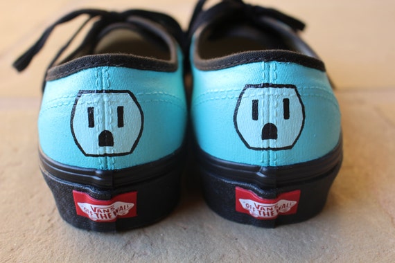 Kwijting calcium verdediging Hand Painted Shoes BMO Adventure Time - Etsy