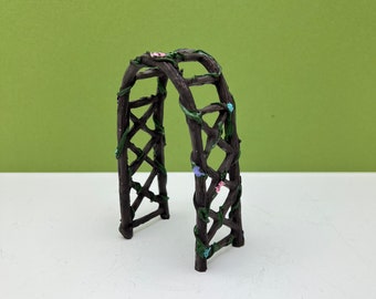 Fairy Garden Miniature Resin Flower Trellis