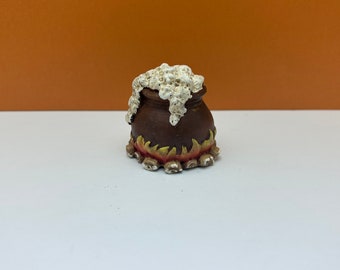 Miniatyr Halloween Fairy Garden bubblande kittel