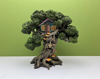 Fairy Garden Miniature Resin Tree House with Face