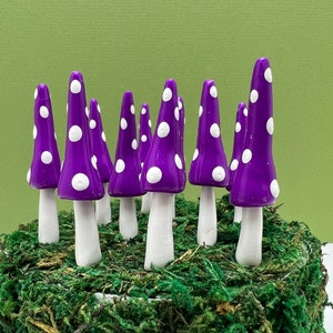 Fairy Garden Miniature Gnome Style Mushrooms - Violet - Set of 10