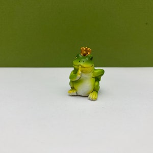 Fairy Garden Miniautre Resin Frog Prince Figurine