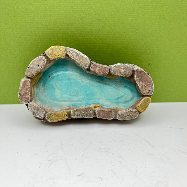 Fairy Garden Miniature Stone Pond