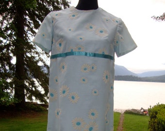 1960s White Daisies on Pale Blue Gown,  34" Bust