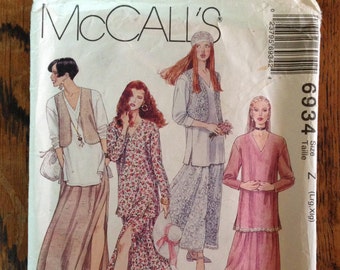 McCall's patroon, rok, top en hemdjurk, uit de jaren 90