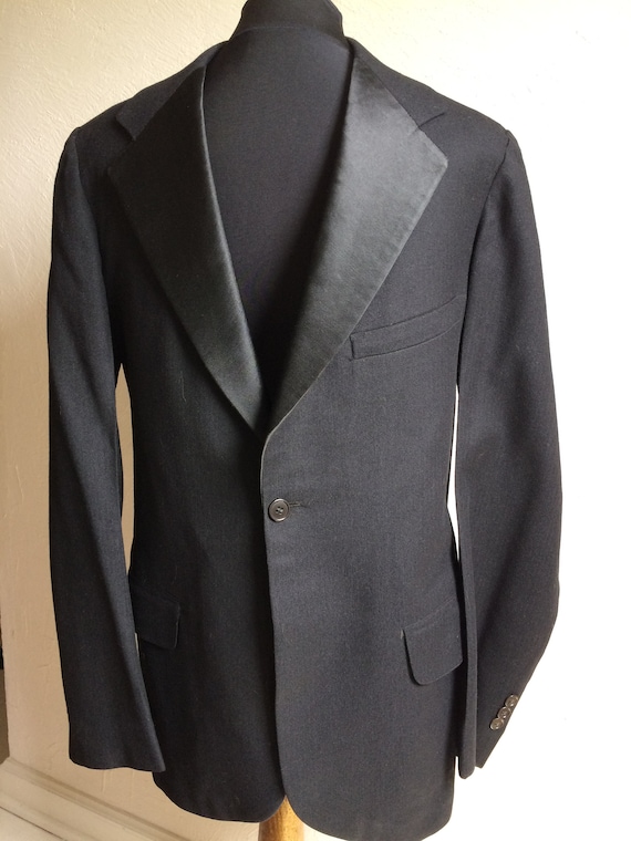 One Button 1960s Tuxedo