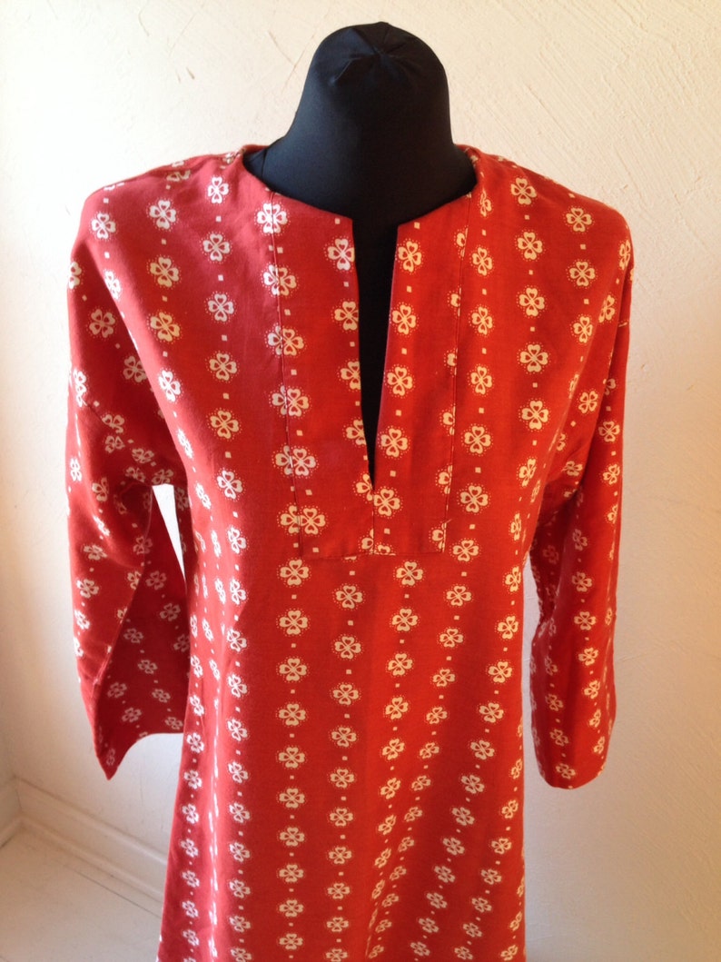 Red Polished Cotton Slim Shift Handmade in the Sixties, Bust 33 inches image 3