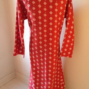 Red Polished Cotton Slim Shift Handmade in the Sixties, Bust 33 inches image 2