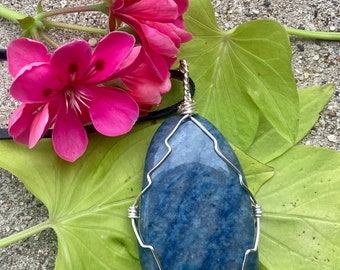 Blue Quartz healing crystal chakra necklace