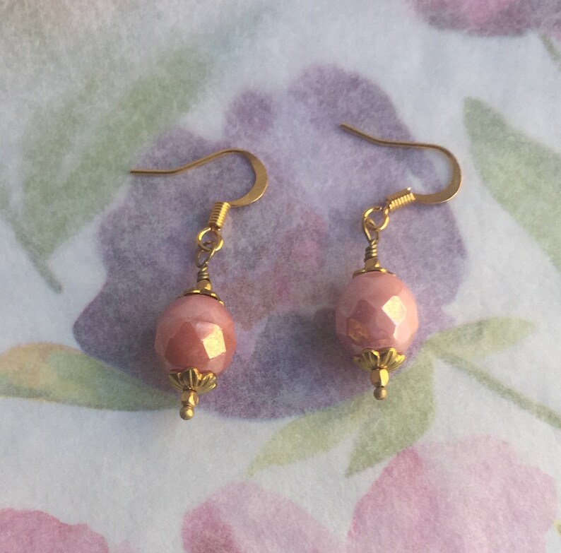 Brass findings Dusty Rose Faceted Round Fire Polished Czech Glass Beads Free Shipping. Ea-93 Old Rose Earrings Blush Pink Earrings