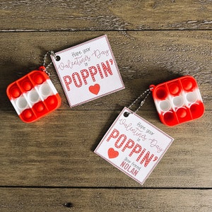 CUSTOM Hope Your Valentine’s Day is Poppin’ Digital Printable Pop It Valentine Tags with Name (Personalized)