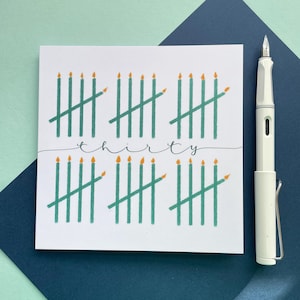 Cartão de aniversário de trinta anos, cartão de aniversário de 30 anos com velas de contagem