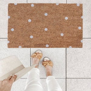 Coconut doormat dots
