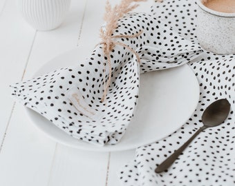 Linen Napkins Dots in Set of 4