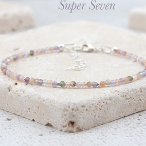 Super 7 Edelstein Armband, winziges 2 mm Mixed Multicolour Super Seven / Melodie Stein & Gold Fill/Sterling Silber Stacking Armband