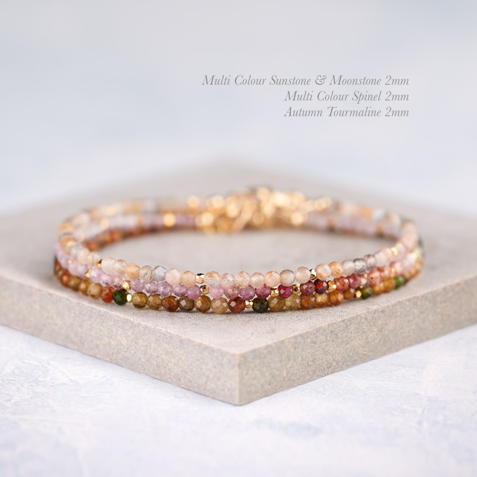 繊細なレッド/ピンクトルマリン宝石ブレスレット、2.5 mm AAAグレード