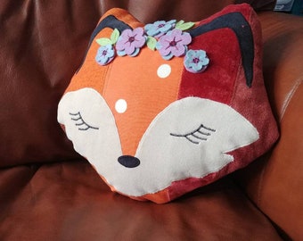 DIY PDF Pattern for Frida the Fox Pillow Plushie. Embroidery & Applique Animal Face at Beginner Level. Nursery, Teen Decor in Forest Style.