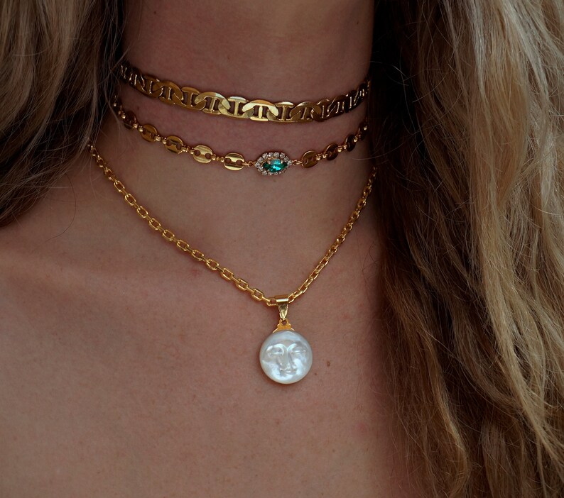 The DNA Choker