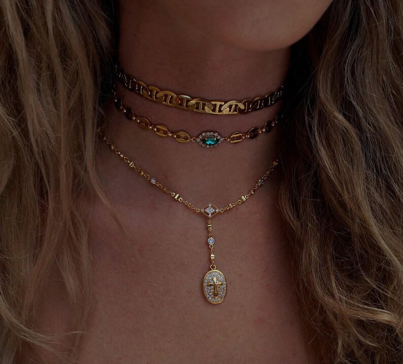 The DNA Choker