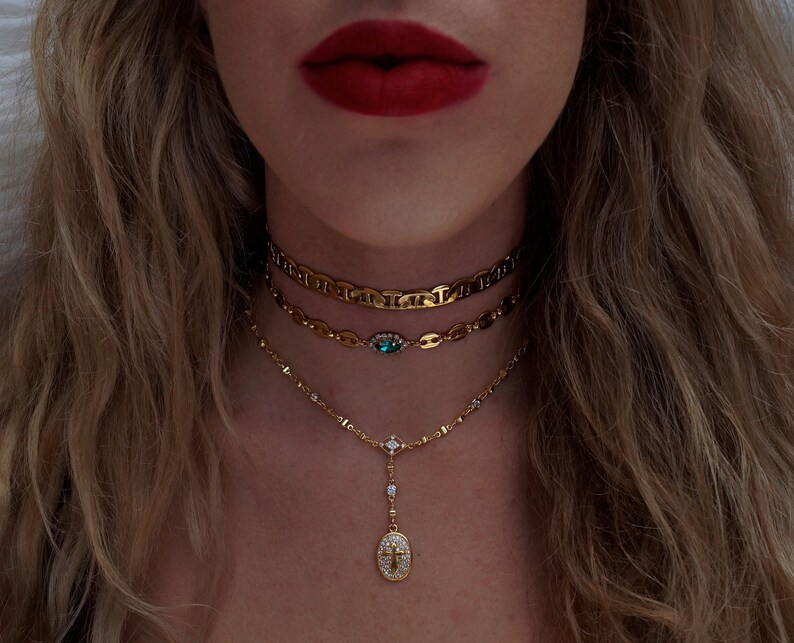 The DNA Choker