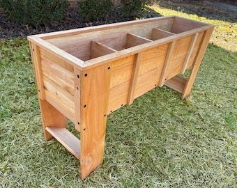 Raised Cedar Planter Box - Stylish & Sturdy!