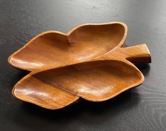 Vintage monkeypod, wood tray, antique bowl, trinket bowl, Montessori, Reggio Emilia, loose parts, sorting tray, serving tray