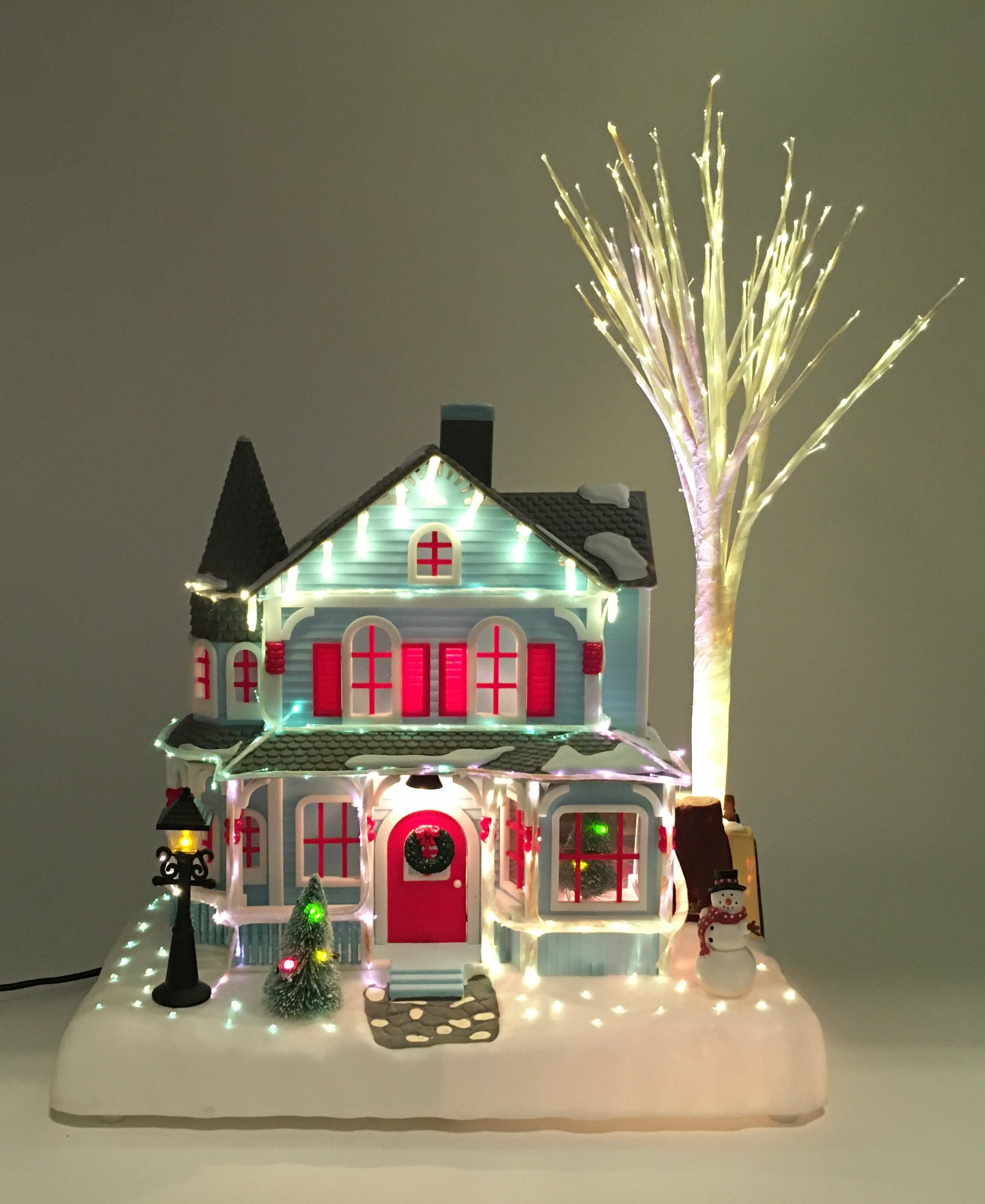 Avon Christmas House