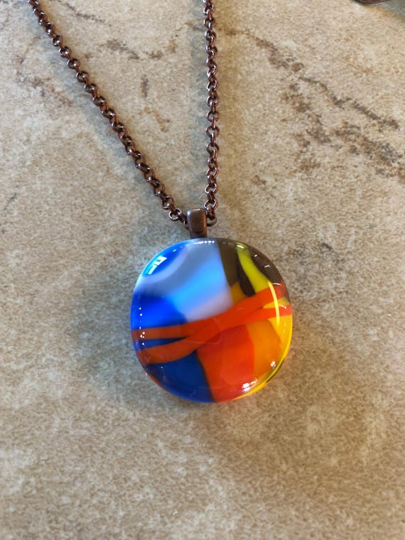 Anhänger aus geschmolzenem Glas - Halskette aus geschmolzenem Glas - Schmuck aus geschmolzenem Glas