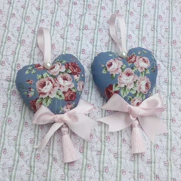 Duo mini hearts shabby door jewelry fabric of roses silk pompom