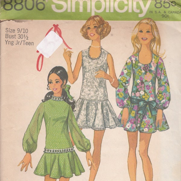 Vintage 70's Mod Mini Dress with Flounce Simplicity 8806 Sewing Pattern Size 9/10 Complete