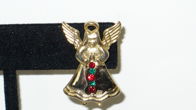 JJ Christmas Angel pierced earrings with red and green rhinestones circa 1980/'s.